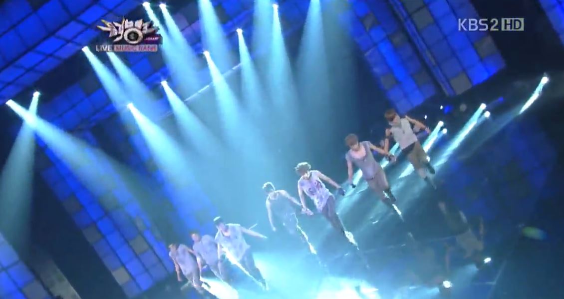 120921「나쁜 놈(BADBOY)」MB（デビューステージ）　